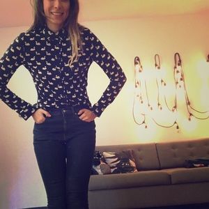 Navy and cream swans shirt